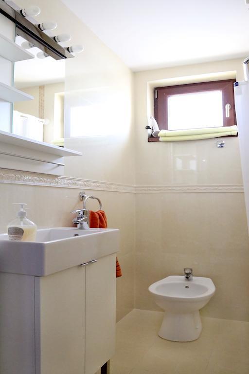 Nona Apartment Sibiu Habitación foto