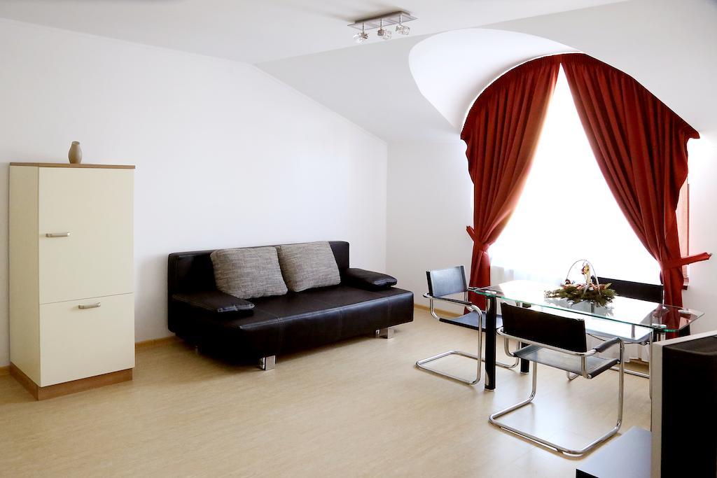 Nona Apartment Sibiu Habitación foto
